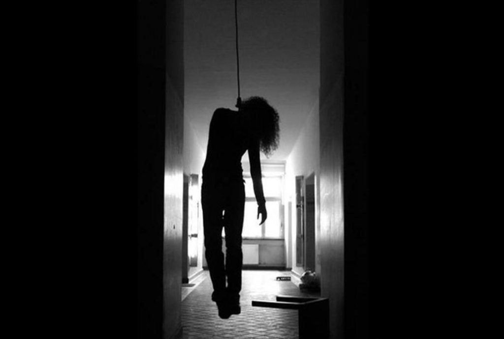 A Woman Committed Suicide in Sardasht
