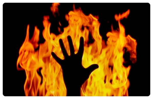 Kermanshah: Self-Immolation of a Young Woman at One of the Villages of Salath Babajani