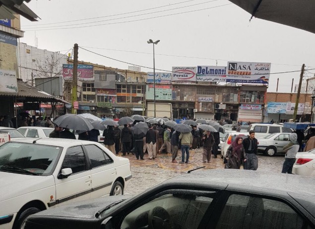 Shop Owners and Businessmen in Baneh and Piranshahr on strike for the Fourth Consecutive Day