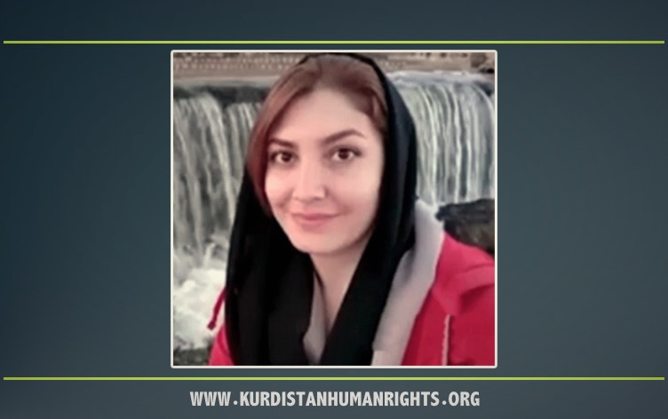 کرمانشاه؛ یک فعال زن به دلیل مخالفت با حجاب اجباری با حکم نه ماه حبس روانه زندان شد