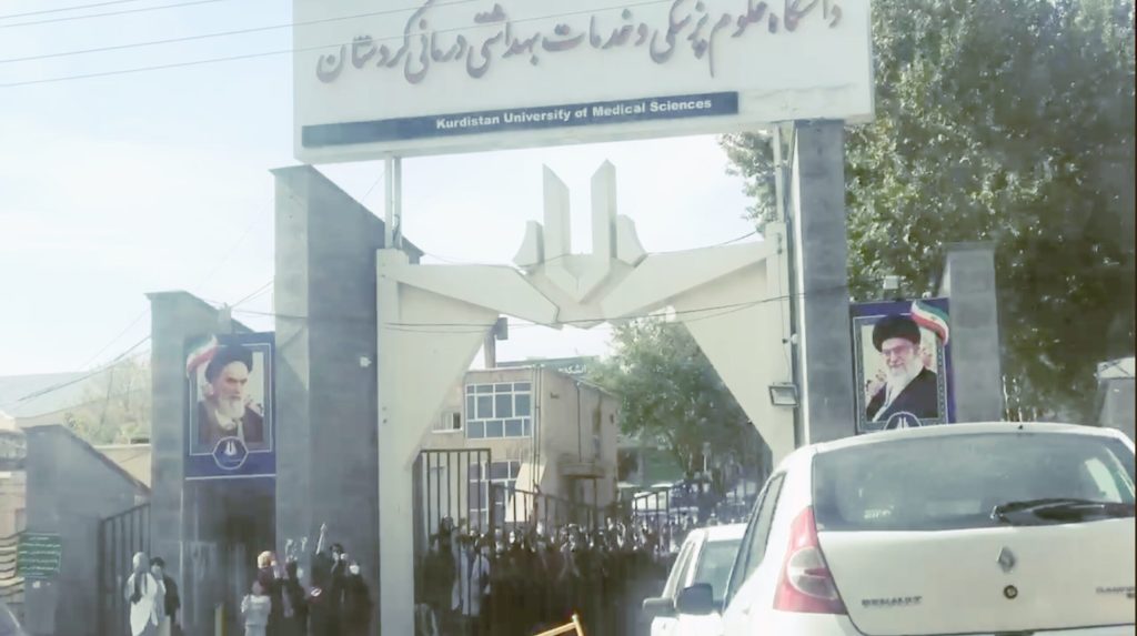 Sanandaj: Intelligence ministry threatens at least 50 protesting students