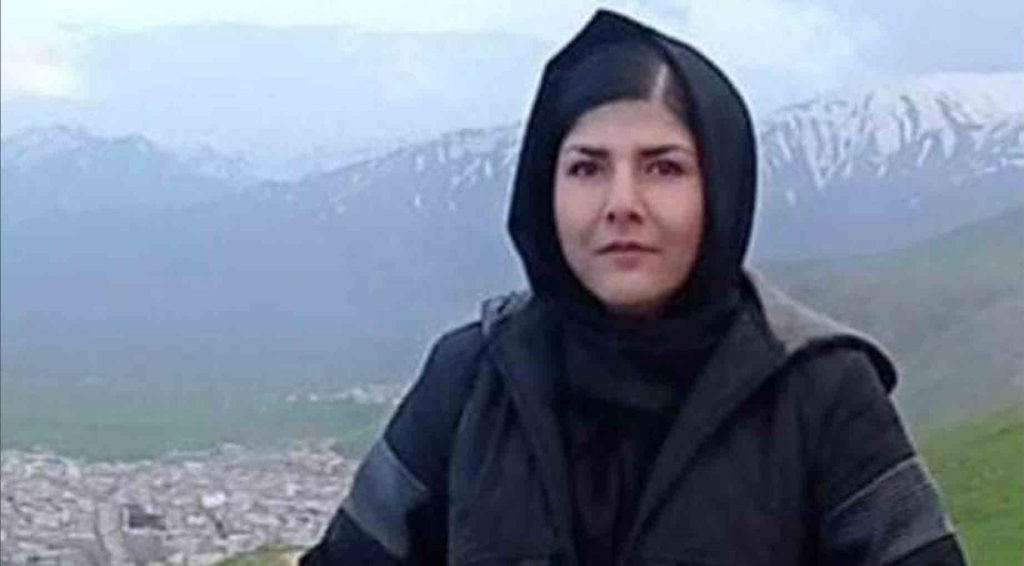 پیرانشهر؛ حکم بیست و یک ماه حبس خانگی مهوش توسلی به اجرا درآمد